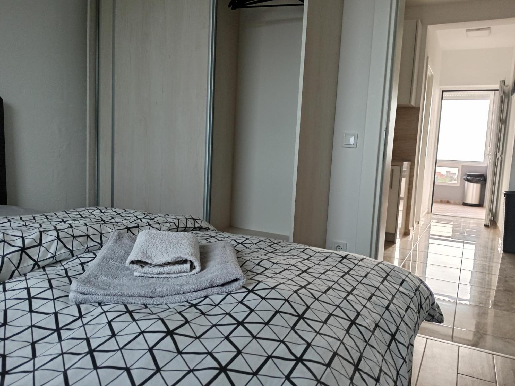 Villa Roki Ravanj Esterno foto